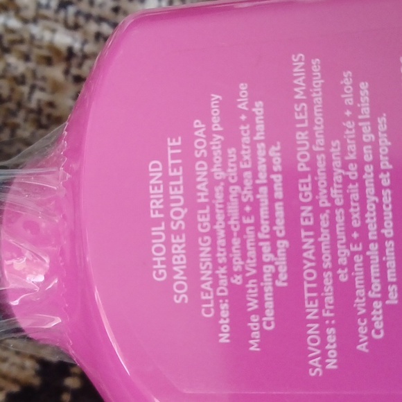 4/$40 New Ghoul Friend Scented Cleansing Gel Hand Soap - 1 Pump Bottle - Picture 6 of 7